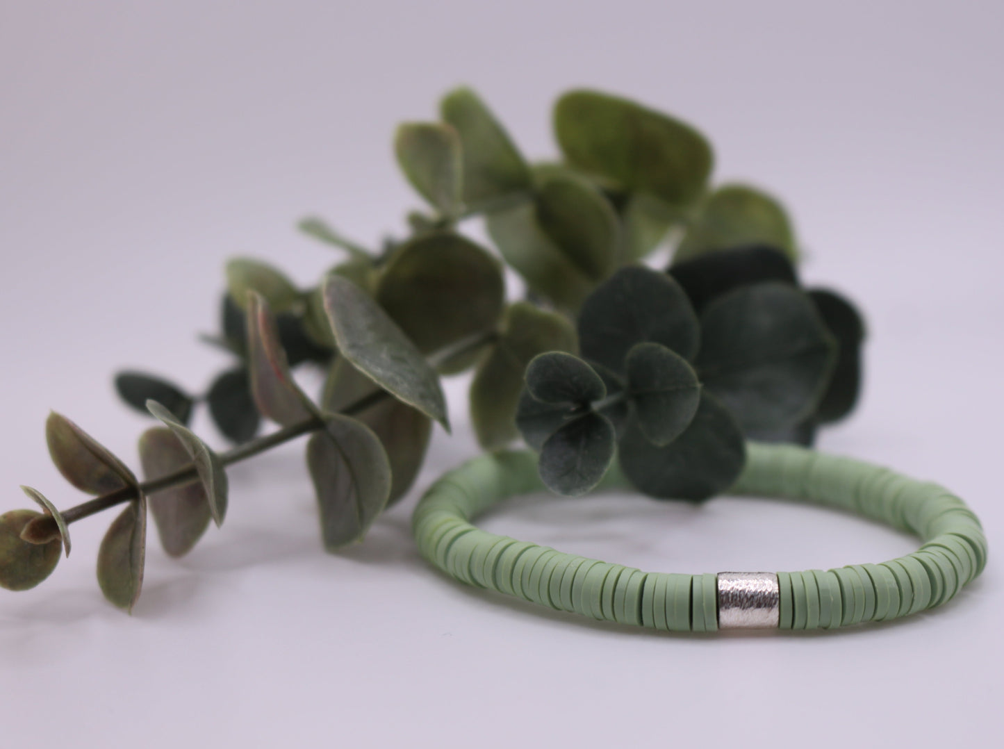 Solid Single Heishi Bracelet (Sage)