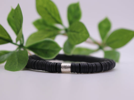 Solid Single Heishi Bracelet (Black)